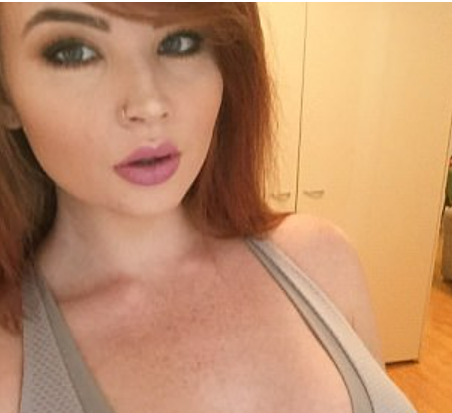 Live Female Model